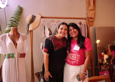 Inauguración de la tienda oficial «Hecho en Playa»